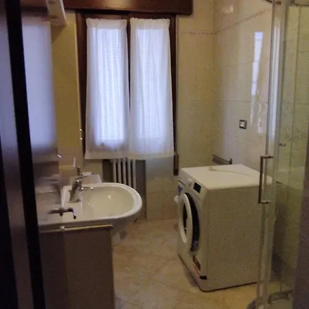 Ca' Vivaldi Mestre Apartment *
