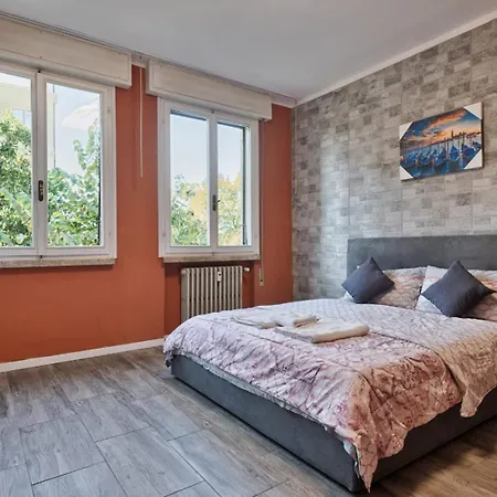 M & M Cozy Venice