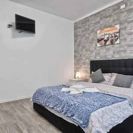 M & M Cozy Guest house Venice
