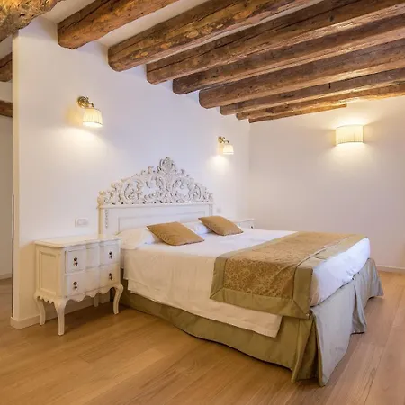 Al Redentore Di Venice
