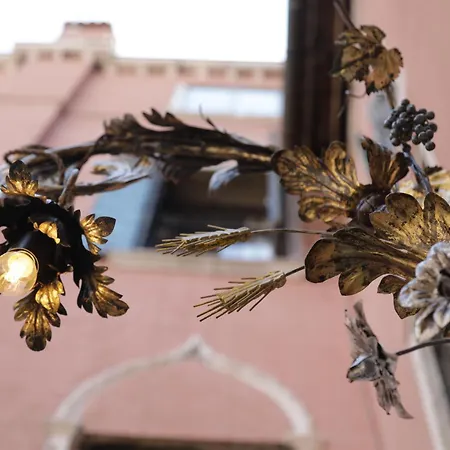 Palazzo Dei Mori 3* Venice