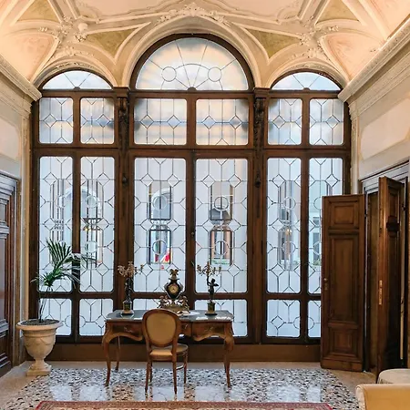 Ai Cavalieri Di Wenecja