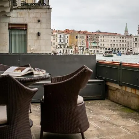 Apartment Grand Canal Diamond Venice