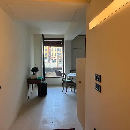 Grand Canal Diamond Apartment *