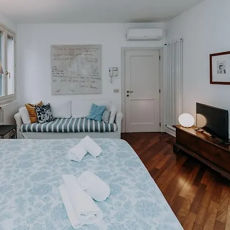 Apartment Elegant With Private Terrace In - Frari Church