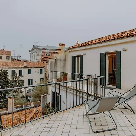 Elegant With Private Terrace In - Frari Church Apartment *