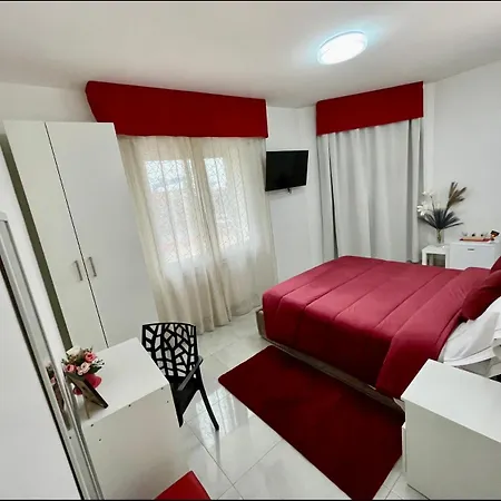 Arbi Venice Station Guest house *