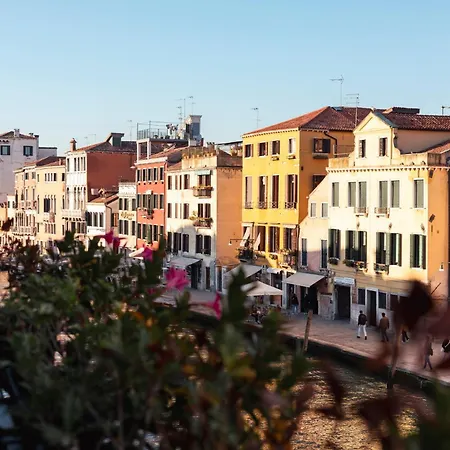 Ca' Bonfadini Historic Experience 5*