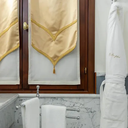Ca' Bonfadini Historic Experience