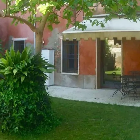 Raphael's Garden House *