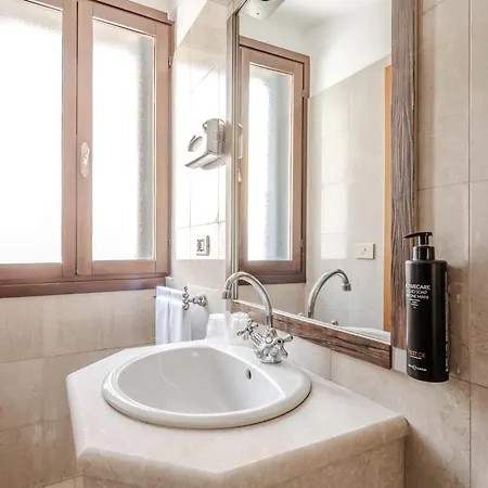 Hotel Hotiday Collection - Santa Lucia Venice