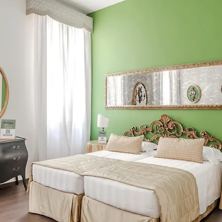 Hotiday Collection - Santa Lucia Hotel