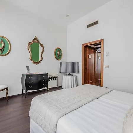 Hotiday Collection - Santa Lucia 4* Venice