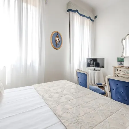Hotel Hotiday Collection - Santa Lucia Venice