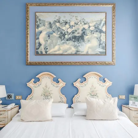 Hotiday Collection - Santa Lucia Hotel