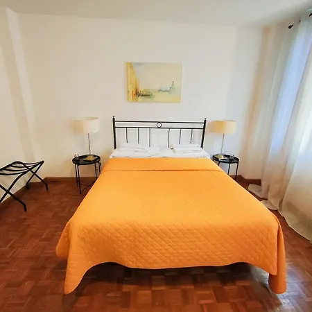 Dimora 5318 Apartment