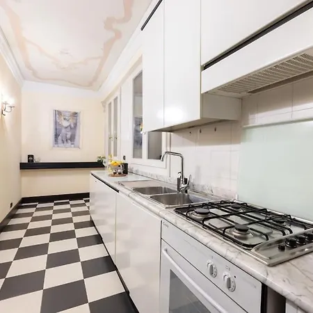 Apartment Canal View Luxury Heritage Retreat 2 Bedroom *