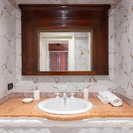 Apartment Canal View Luxury Heritage Retreat 2 Bedroom *