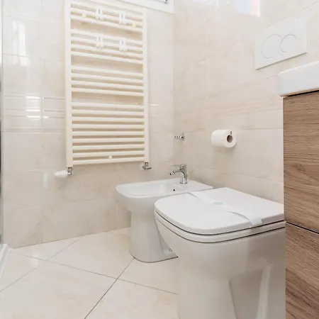 Eleganza E Comfort A Due Passi Da Free Park Apartment Venice