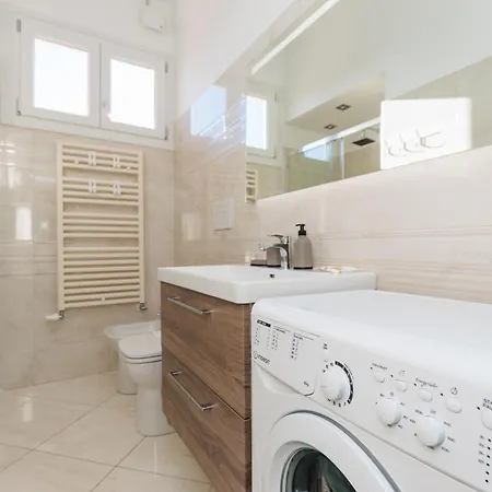 Eleganza E Comfort A Due Passi Da Free Park Apartment *