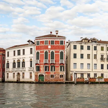 Rubino Flat Canal View * Venezia