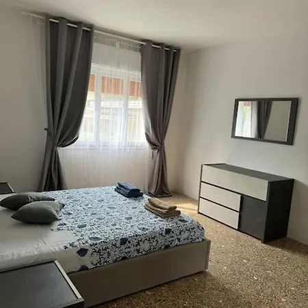 Grey Venedig