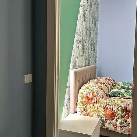 Apartment Parisi - Aleardi 1 *