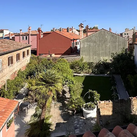 Bed & Breakfast Carmen Garden Burano