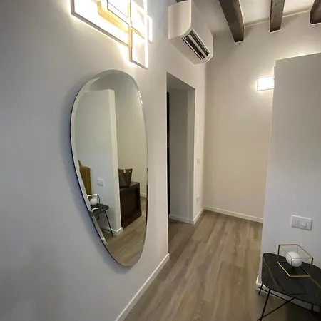 San Lio Tourist House 2*