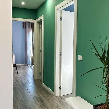 Apartment Parisi - Aleardi 2 *