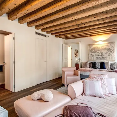 Stunning Venetian By Biennale Gardens Appartement Venise