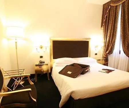 Hotel Al Ponte Dei Sospiri