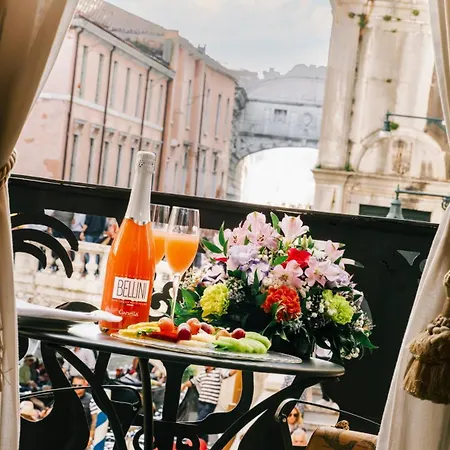 Hotel Al Ponte Dei Sospiri Venedig