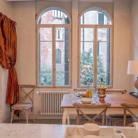 Ca Del Console Apartment *