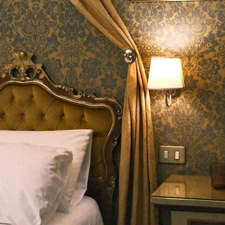 H O T E L S A N G A L L O L Hotell Venedig