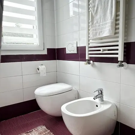 Airport Marco Polo Apartment *