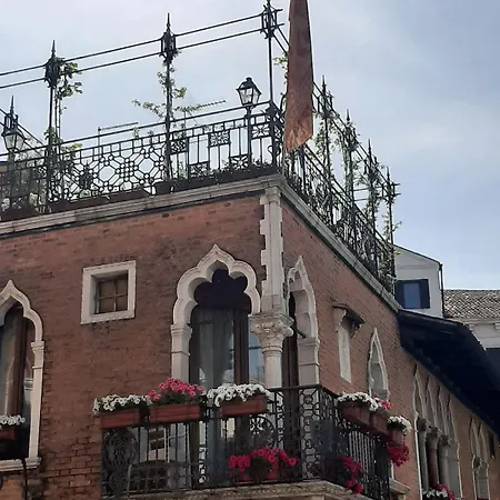 La Piccola Corte * Venice