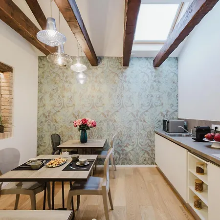 Dimora Capuleti Apartment *