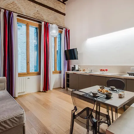 Dimora Capuleti Apartment *