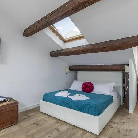 Lovely Attic For 4 Person With Wifi - A/c Venice