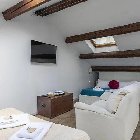 Lovely Attic For 4 Person With Wifi - A/c Apartment Venice