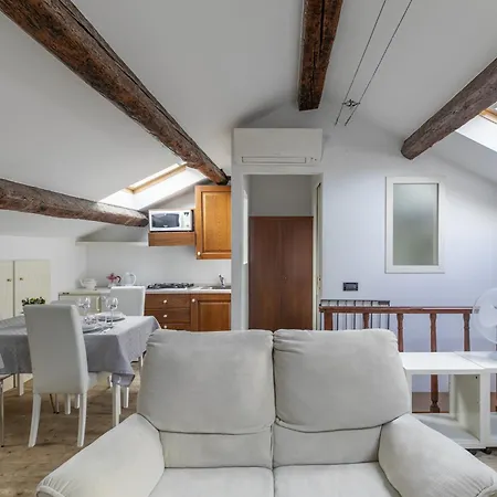 Apartment Lovely Attic For 4 Person With Wifi - A/c Venice
