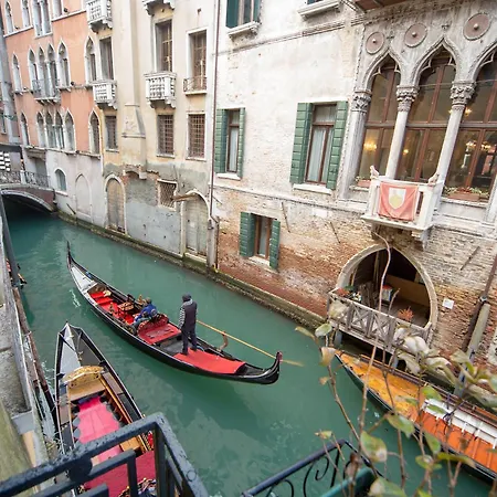 Ca Patron Loft - Canal View * Venice