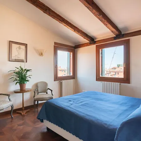 Penthouse With Rooftop Terrace And 360 Views Of - Venice5th Apartment *