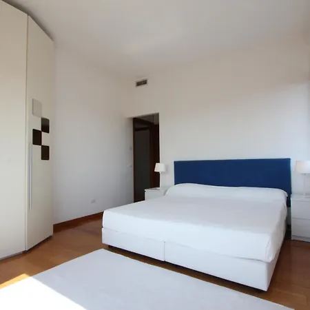 Grand Canal Terrace Palace Apartment *