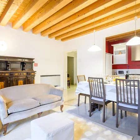 Modern Arch Apartment