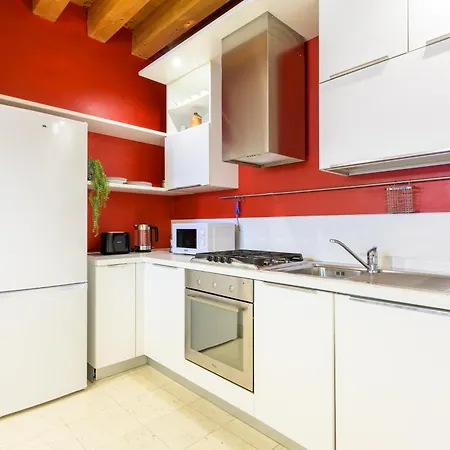 Modern Arch Apartment Venice