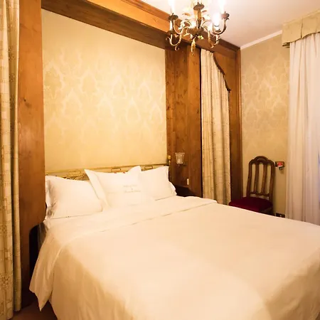 Hotel Flora Venice