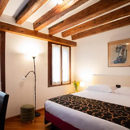 Salmaso Apartments