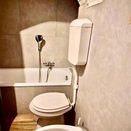Palazzo Diedo 2 *